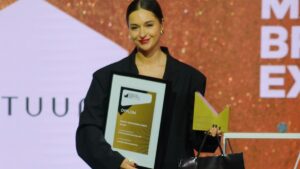 Z marką Tatuum związana jest od ponad trzech lat. Obowiązki Marketing Directorki wypełnia od drugiej połowy 2022 roku. Jej ostatnie zawodowe sukcesy zwieńczyło wyróżnienie w 12. edycji Konkursu Dyrektor Marketingu Roku. O konsekwencji, pracowitości oraz planie na siebie rozmawialiśmy z Zuzanną Wesołowską-Kubiak.