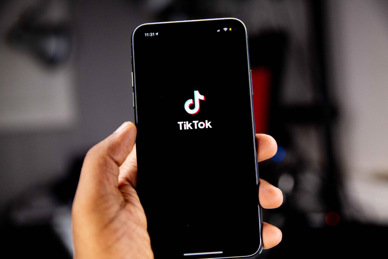 TikTok, najlepszy szpieg świata. Jakie dane pobiera aplikacja? fot. Unsplash