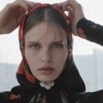 Magda Butrym i H&M to nadchodząca najgorętsza współpraca polskiej i zagranicznej marki. Na zdjęciu modelka w kampanii Butrym H&M.