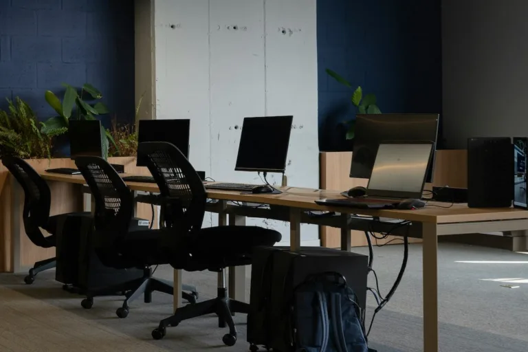 8 maja dzień wolny od pracy? Sprawdź czy święto narodowe uprawnia do wolnego.