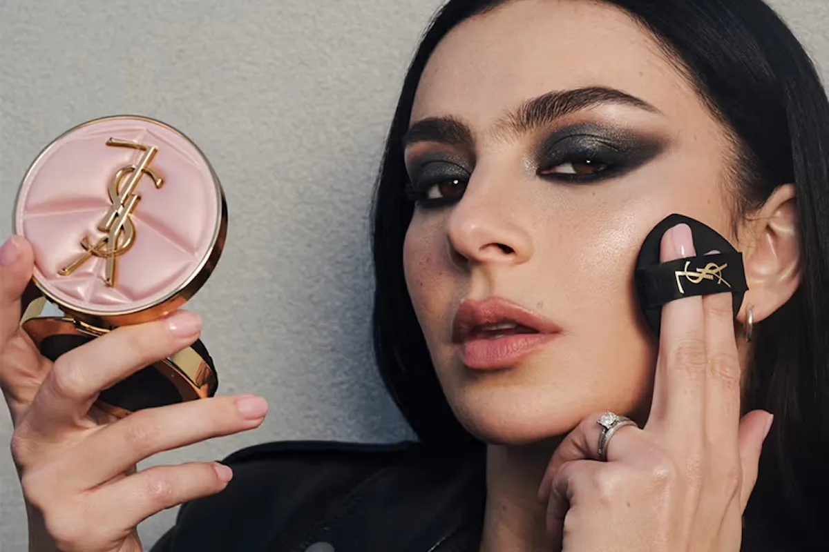 Charli XCX nową ambasadorką YSL Beauty