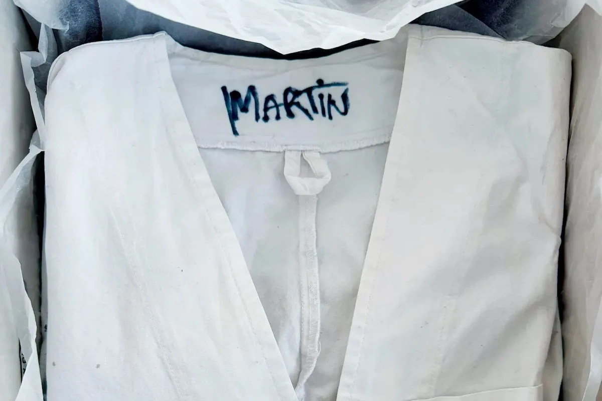 Aukcja prywatnej kolekcji Martin Margiela w Paryżu.