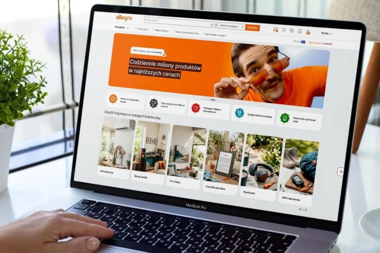 Strona główna Allegro wyświetlona na ekranie laptopa. Polski marketplace otwiera biuro w Shenzhen w Chinach, gdzie tworzy lokalny zespół.