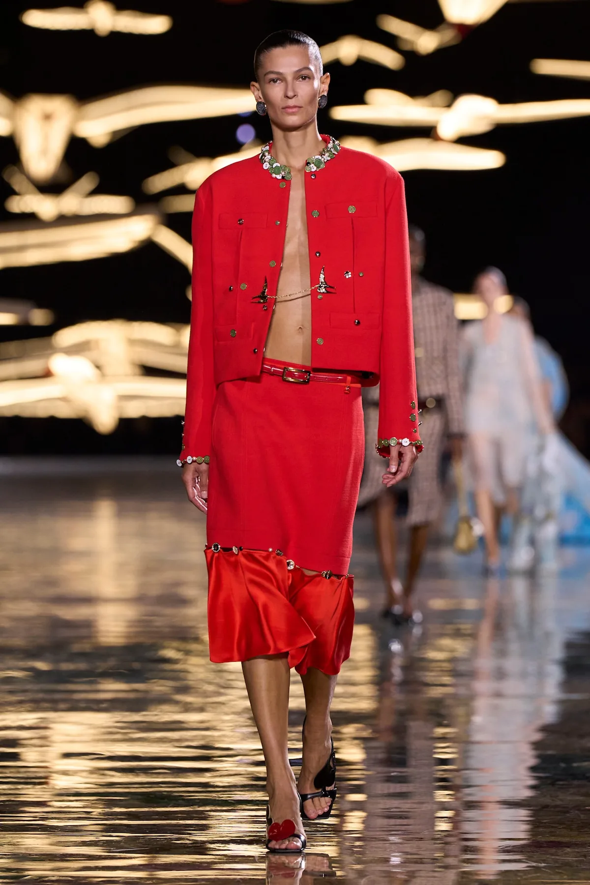 Emilia Nawarecka na wybiegu Chanel SS2027